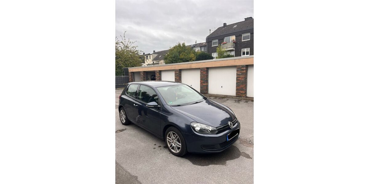 VW Golf 180.055 km 3.900 &euro; Neuss 41470