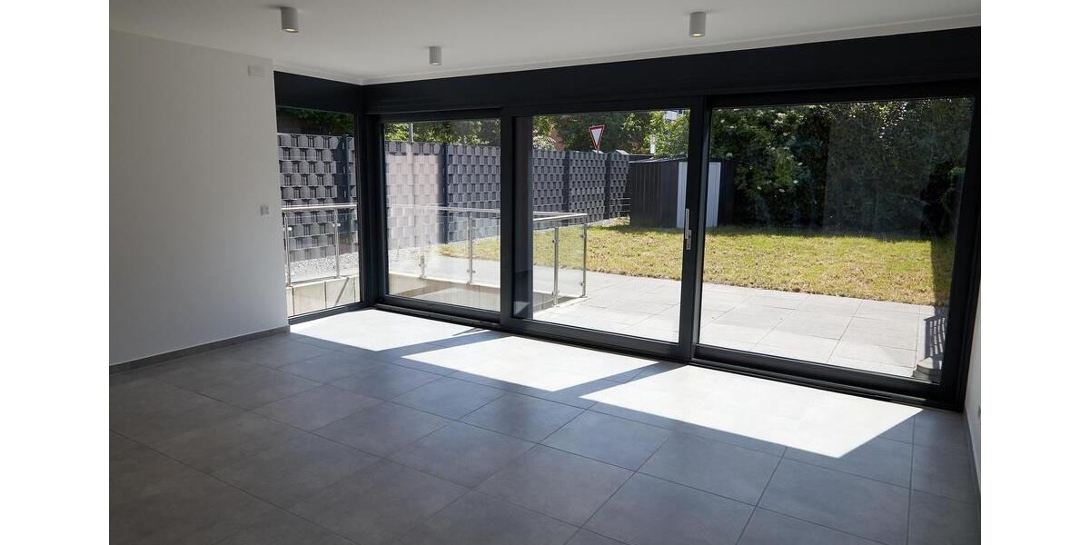 Doppelhaushälfte Meerbusch - 5 Zimmer, 205 m&sup2;, 2.800&euro; | Angebot:25905974