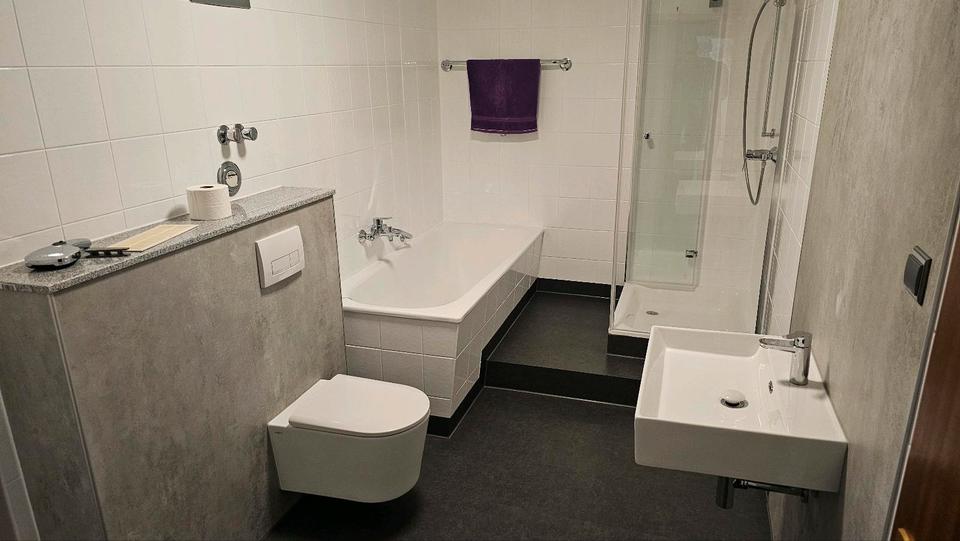 Etagenwohnung Duisburg Ruhrort - 3 Zimmer, 95 m&sup2;, 690&euro; | Angebot:27587060