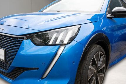 Peugeot 208 41.292 km 16.885 &euro; Gelsenkirchen 45881