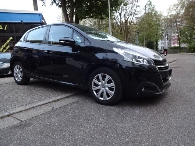 Peugeot 208 111.688 km 4.600 &euro; Essen 45276