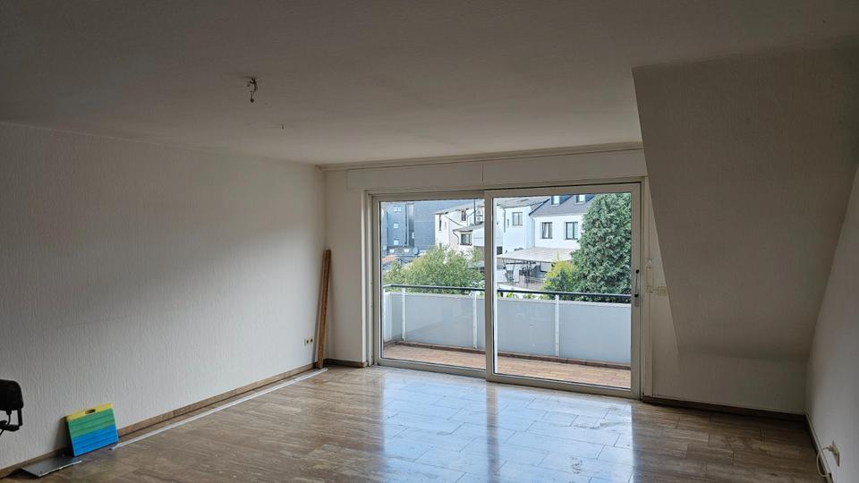 Etagenwohnung Duisburg Ruhrort - 3 Zimmer, 95 m&sup2;, 690&euro; | Angebot:27587060