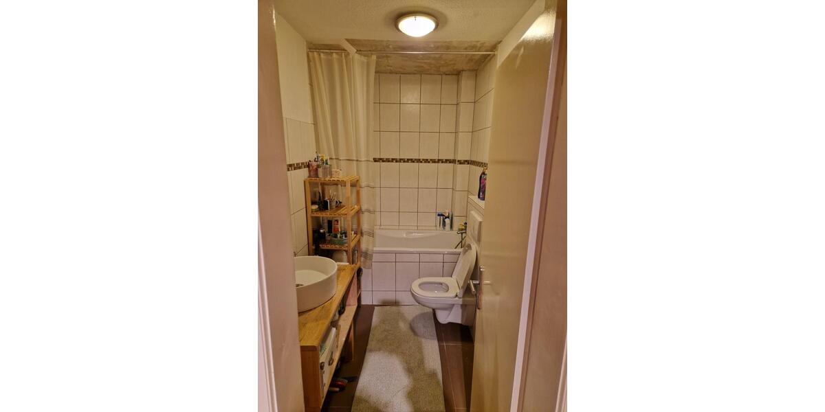 Erdgeschoßwohnung Solingen Central - 4 Zimmer, 79 m&sup2;, 239.000&euro; | Angebot:25723147