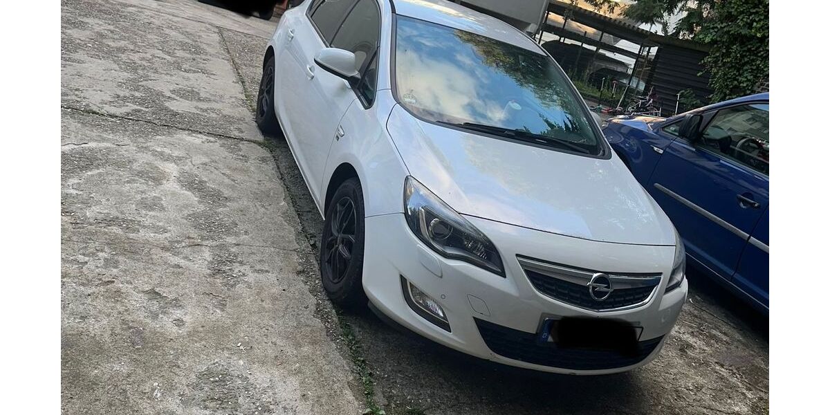 Opel Astra 184.000 km 3.300 &euro; Wuppertal 42327