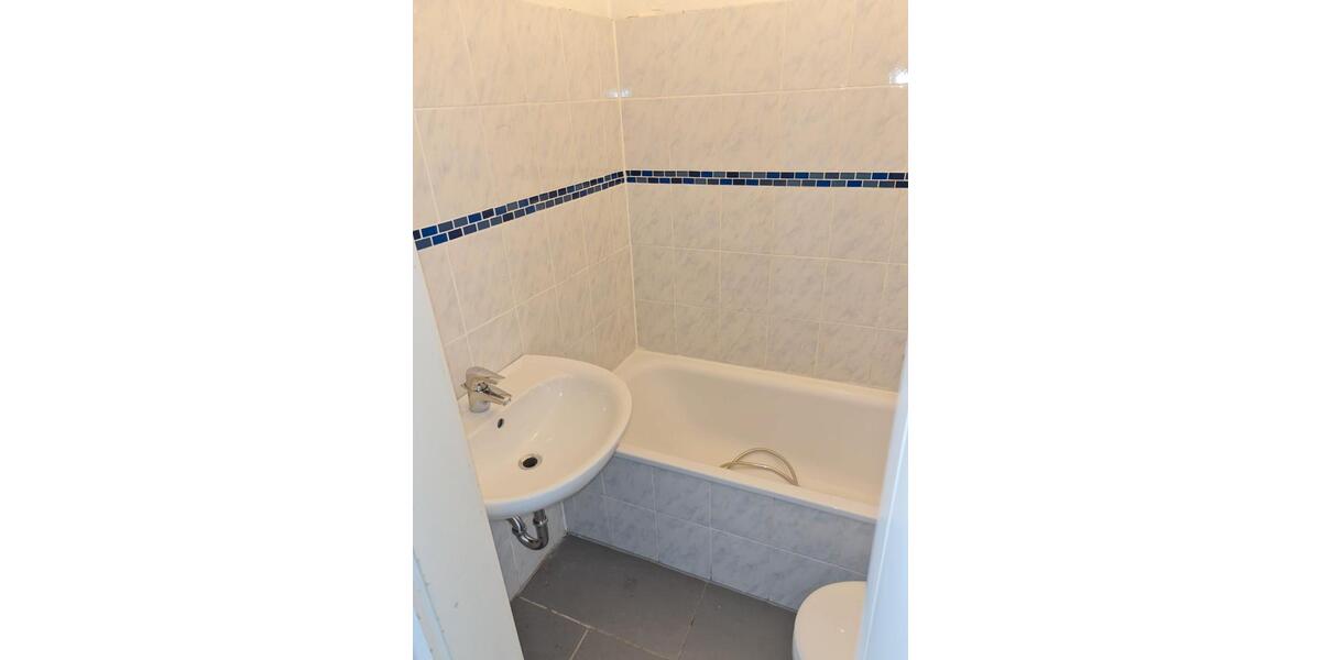 Etagenwohnung Hagen - 1.5 Zimmer, 28 m&sup2;, 300&euro; | Angebot:27541065