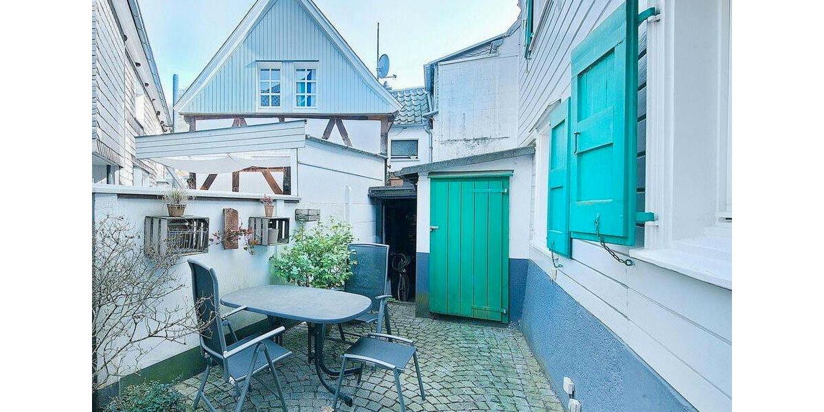 Einfamilienhaus Solingen Central - 5 Zimmer, 110 m&sup2;, 345.000&euro; | Angebot:27455497