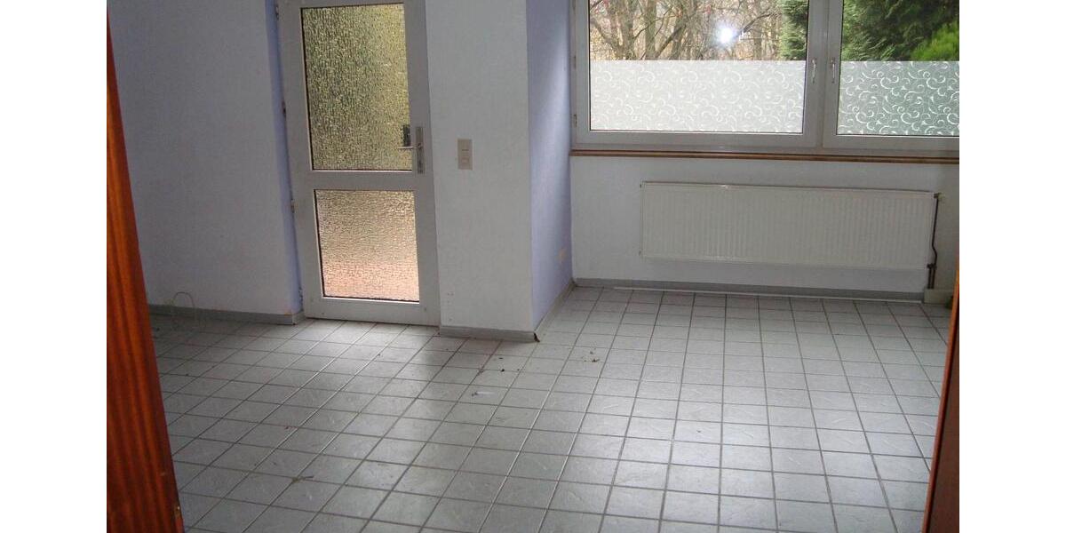 Reihenhaus Radevormwald - 6 Zimmer, 147 m&sup2;, 1.000&euro; | Angebot:26335413