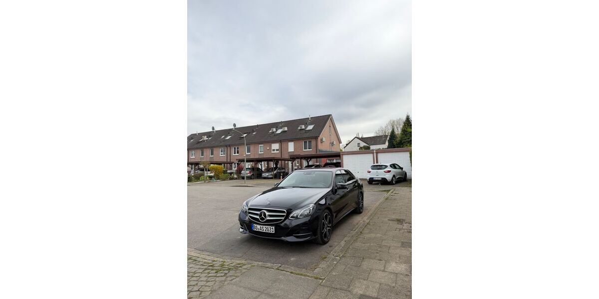 Mercedes-Benz E 220 175.500 km 17.990 &euro; Bochum 44866