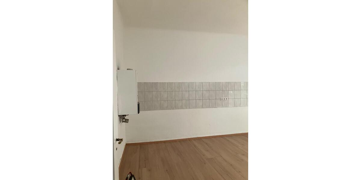Erdgeschoßwohnung Wuppertal Barmen - 3 Zimmer, 90 m&sup2;, 615&euro; | Angebot:27553936