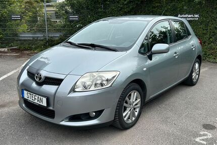 Toyota Auris 130.000 km 5.500 &euro; Neuss 41472