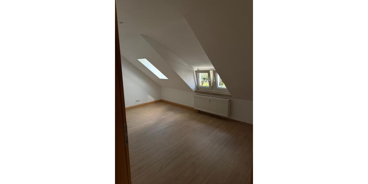 Dachgeschoßwohnung Haan - 3 Zimmer, 65 m&sup2;, 950&euro; | Angebot:25961182