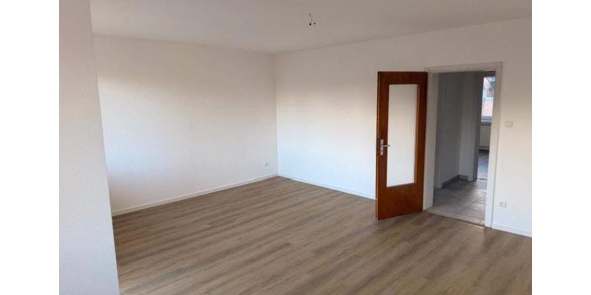 Etagenwohnung Duisburg Hochheide - 3 Zimmer, 79 m&sup2;, 850&euro; | Angebot:25305729