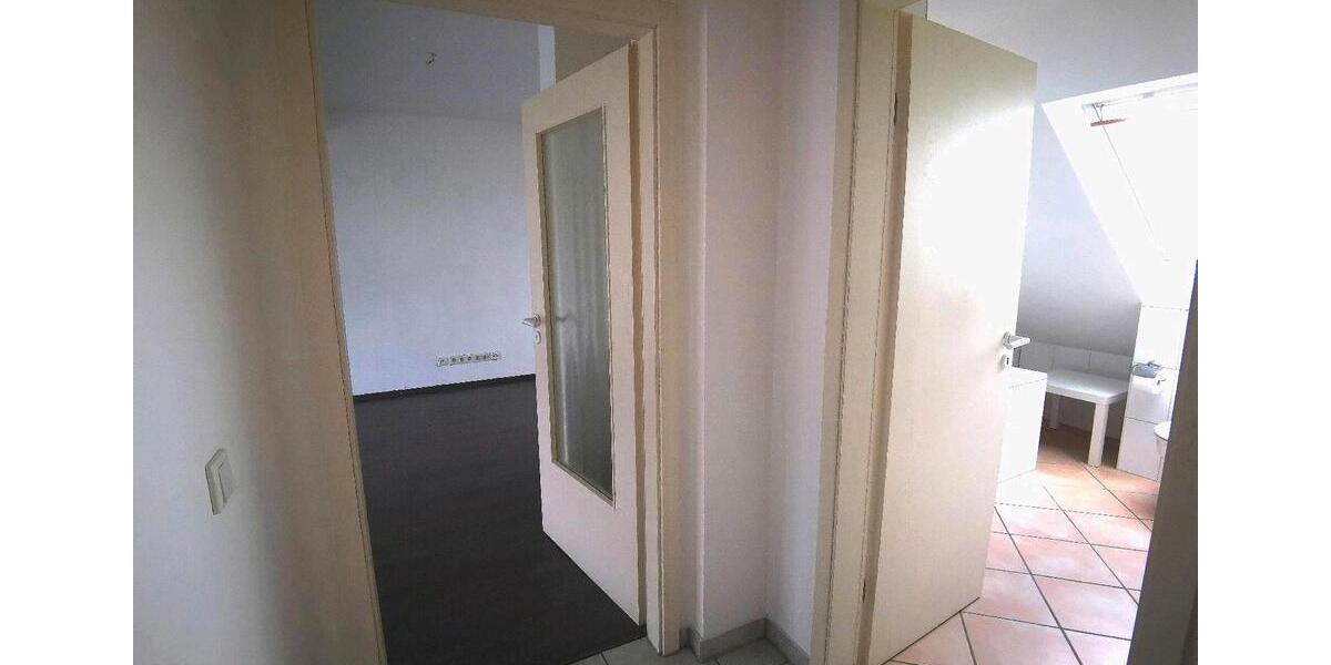 Dachgeschoßwohnung Velbert - 2 Zimmer, 56 m&sup2;, 546&euro; | Angebot:27544558