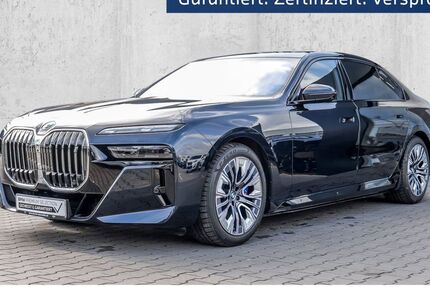 BMW i7 27.500 km 103.900 &euro; Velbert 42553