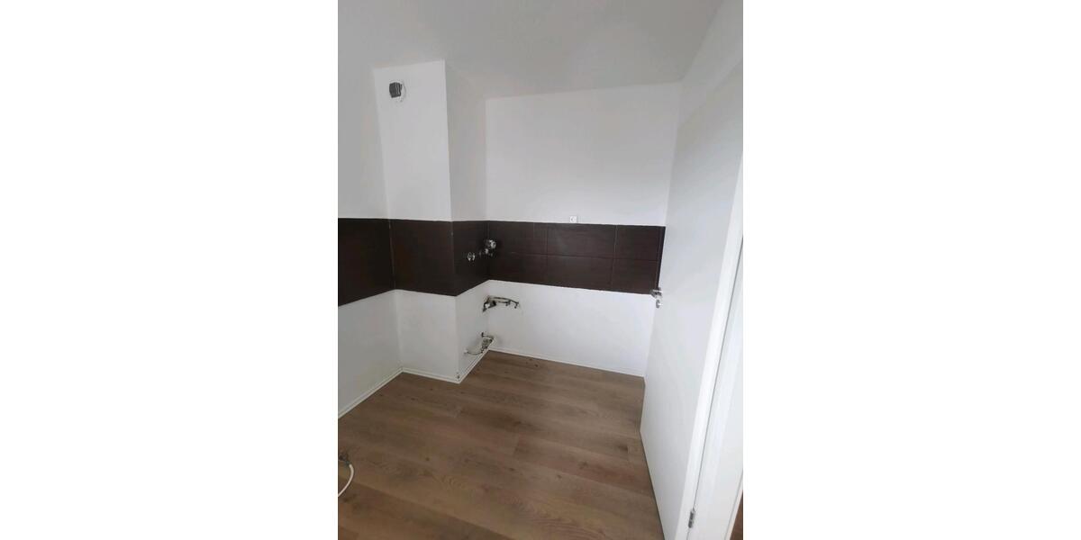Etagenwohnung Monheim am Rhein - 2 Zimmer, 64 m&sup2;, 173.000&euro; | Angebot:27191522