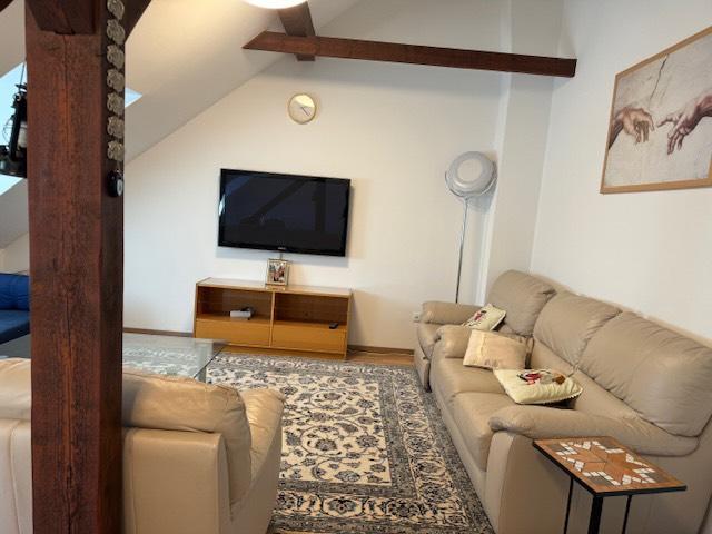 Dachgeschoßwohnung Essen Stadtbezirk IV - 2.5 Zimmer, 60 m&sup2;, 770&euro; | Angebot:25454206