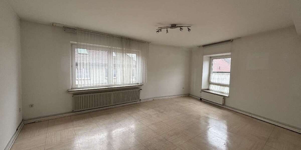 Etagenwohnung Duisburg Hamborn - 3 Zimmer, 76 m&sup2;, 570&euro; | Angebot:25510340