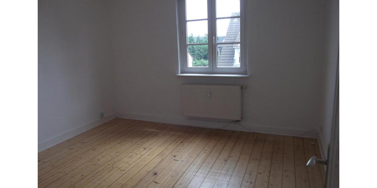 Etagenwohnung Wuppertal Gemarkung Elberfeld - 2 Zimmer, 63 m&sup2;, 500&euro; | Angebot:25982678
