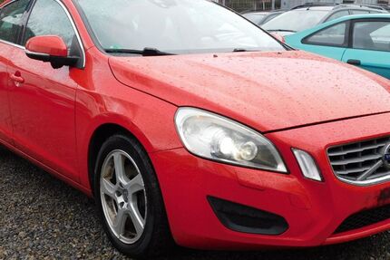 Volvo S60 296.532 km 4.899 &euro; Mülheim 45473