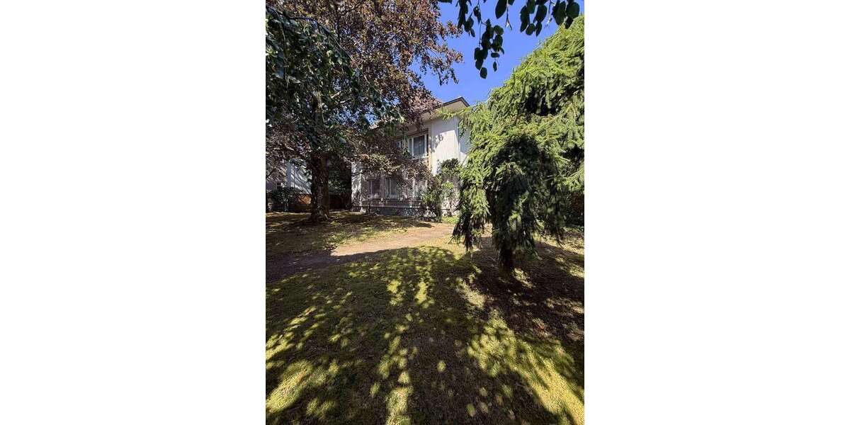 Grundstück Düsseldorf Stadtbezirk 5 - 1.395.000&euro; | Angebot:27231904