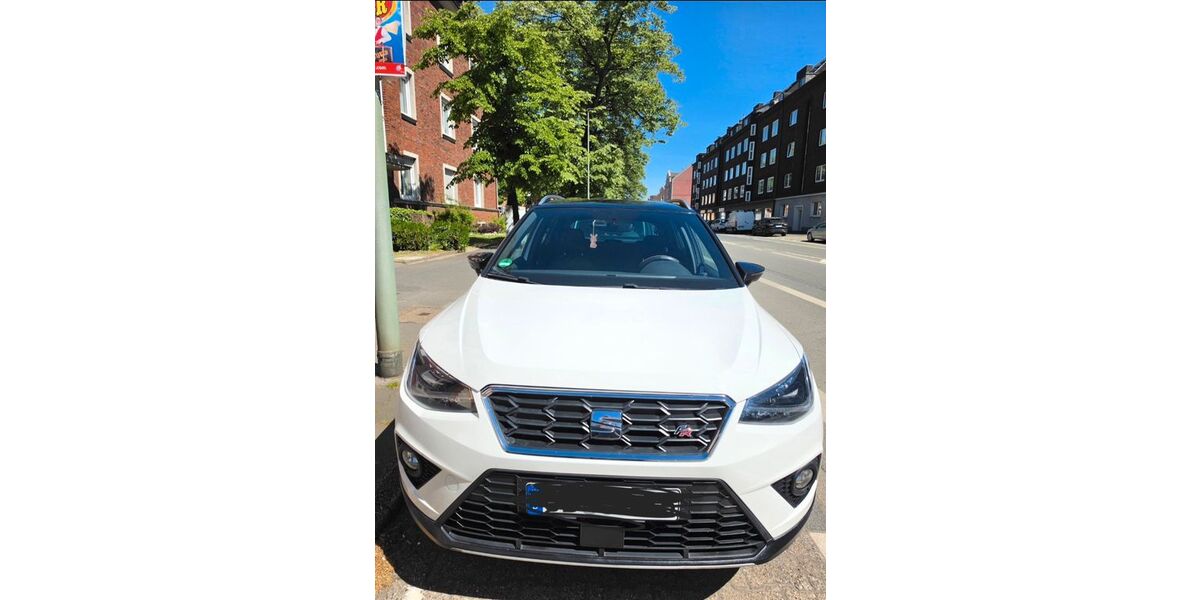 Seat Arona 105.000 km 14.400 &euro; Oberhausen 46047