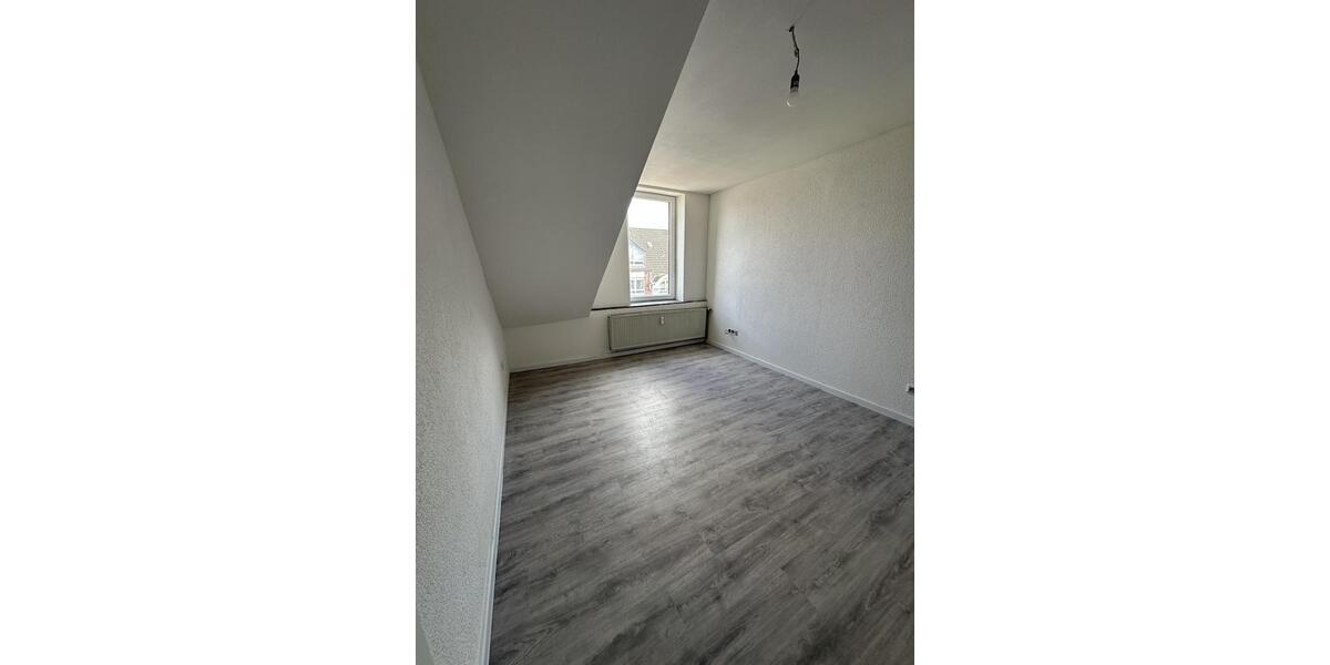 Etagenwohnung Gelsenkirchen Erle - 5 Zimmer, 110 m&sup2;, 1.000&euro; | Angebot:25720449