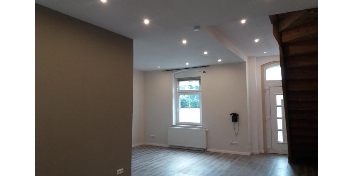 Reihenhaus Duisburg Hamborn - 4 Zimmer, 78 m&sup2;, 180.000&euro; | Angebot:25282178