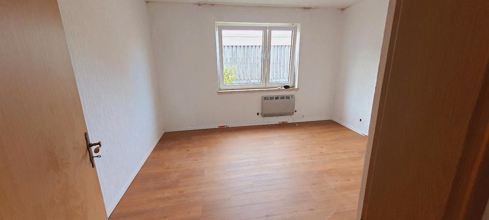 Etagenwohnung Duisburg Großenbaum - 3 Zimmer, 68 m&sup2;, 980&euro; | Angebot:27535704