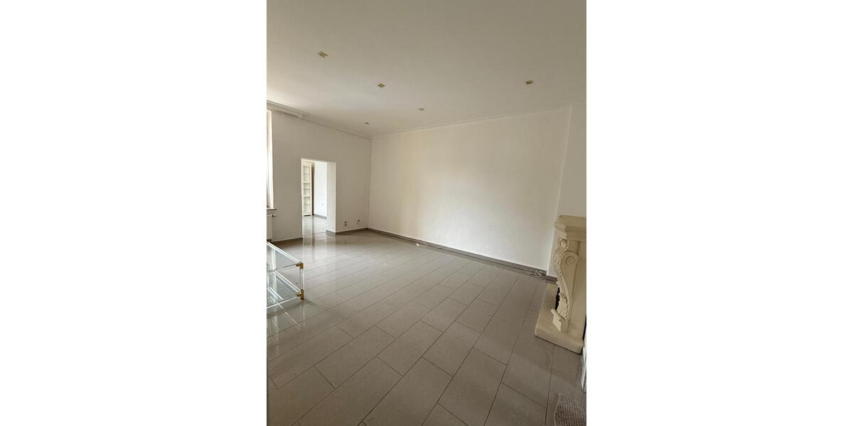 Etagenwohnung Essen Stadtbezirk VII - 2 Zimmer, 60 m&sup2;, 700&euro; | Angebot:25947653