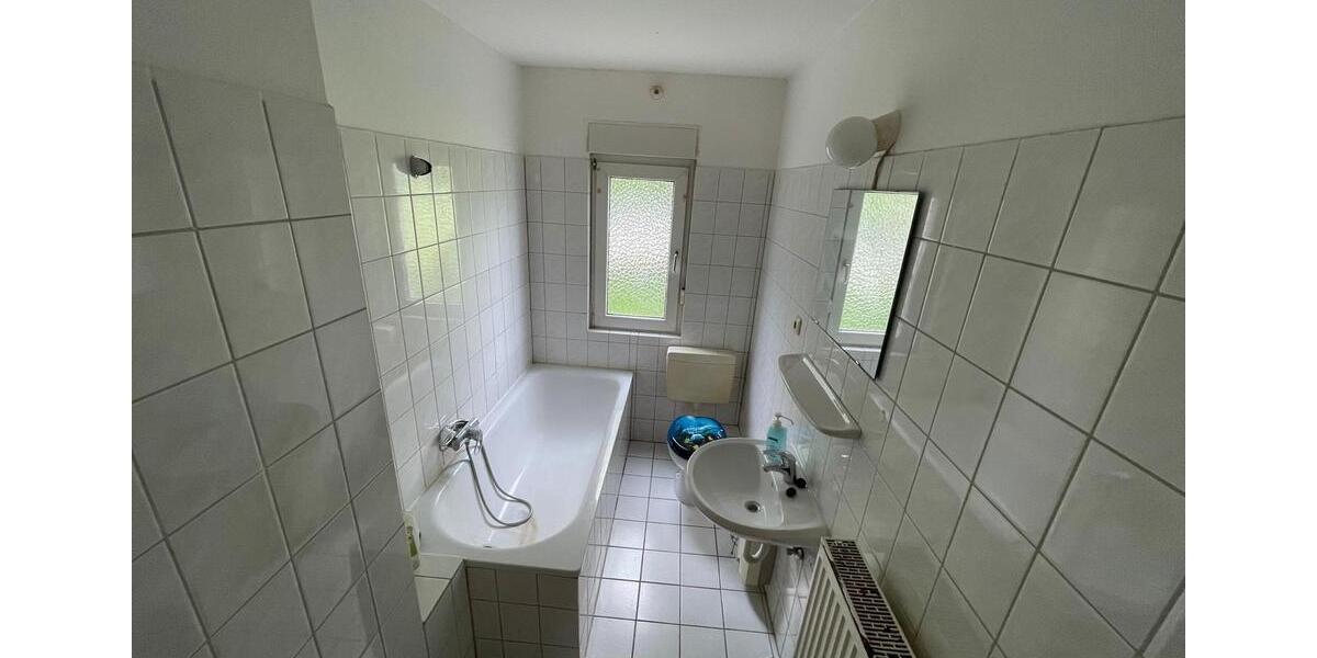 Erdgeschoßwohnung Duisburg Huckingen - 2.5 Zimmer, 55 m&sup2;, 580&euro; | Angebot:27581271