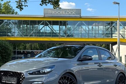 Hyundai i30 90.000 km 21.900 &euro; Essen 45356