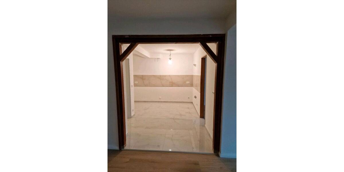 Etagenwohnung Düsseldorf Stadtbezirk 6 - 3 Zimmer, 85 m&sup2;, 1.300&euro; | Angebot:25972369