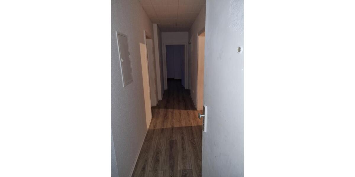 Etagenwohnung Duisburg Duisburg-Mitte - 3 Zimmer, 75 m&sup2;, 676&euro; | Angebot:25960171