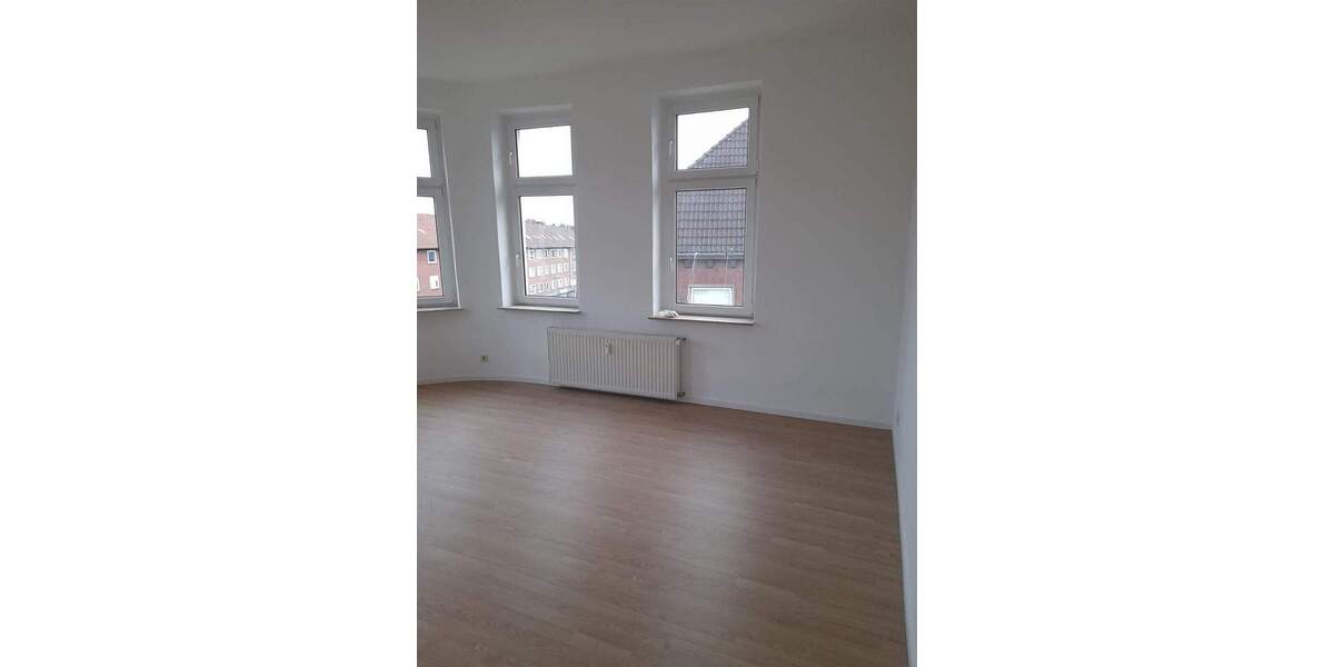 Etagenwohnung Gelsenkirchen Altstadt - 2 Zimmer, 67 m&sup2;, 390&euro; | Angebot:25778713