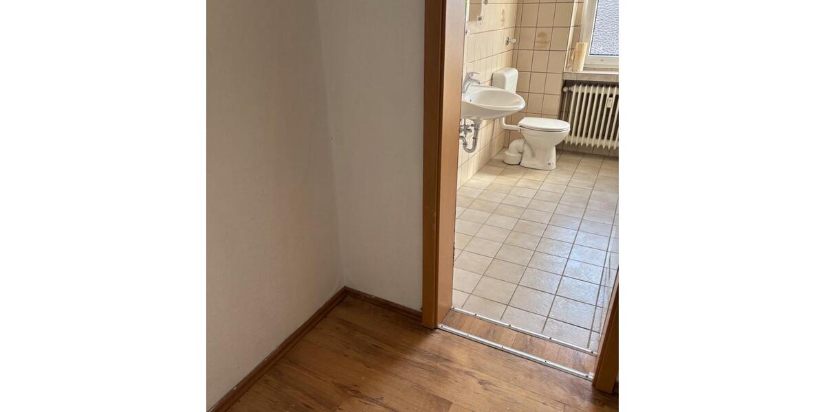 Etagenwohnung Gelsenkirchen Rotthausen - 4 Zimmer, 95 m&sup2;, 600&euro; | Angebot:27553795