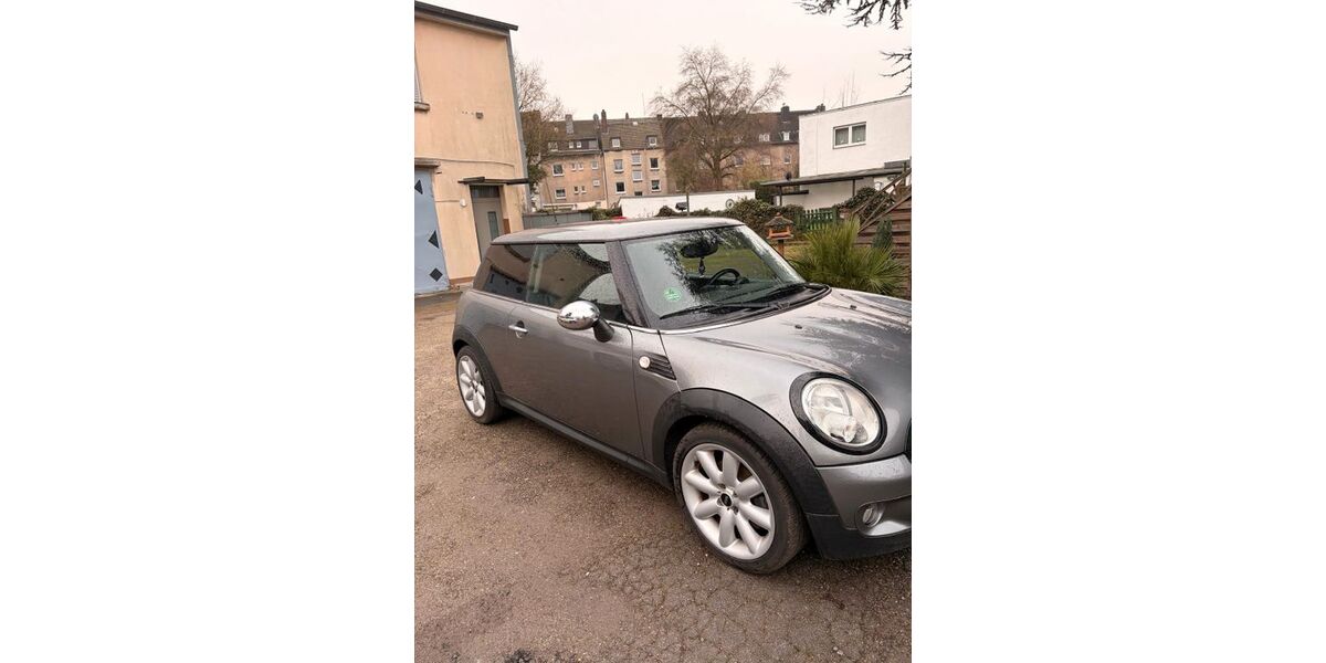 Mini Cooper Coupé 186.000 km 2.899 &euro; Solingen 42651