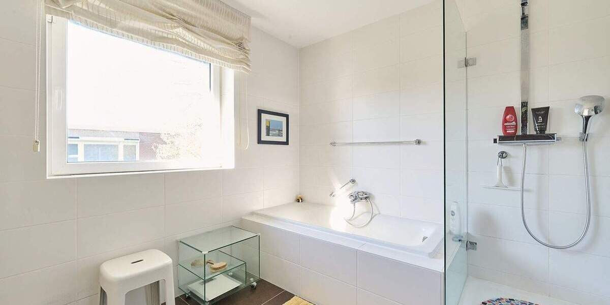 Reihenendhaus Ratingen Ost - 5 Zimmer, 189 m&sup2;, 650.000&euro; | Angebot:25899321