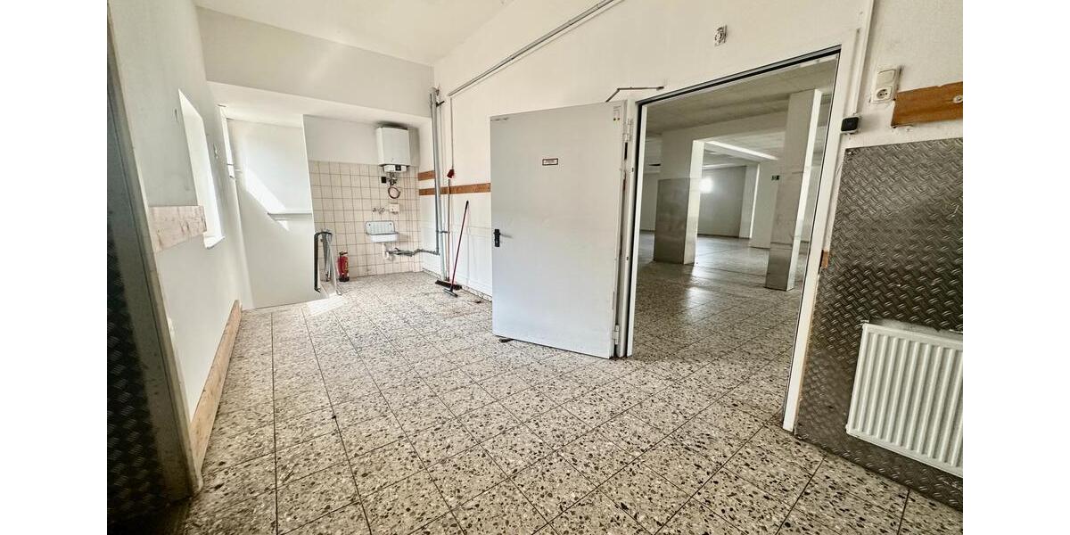 Gewerbeobjekt Essen Stadtbezirk VIII - 4.650&euro; | Angebot:25858219