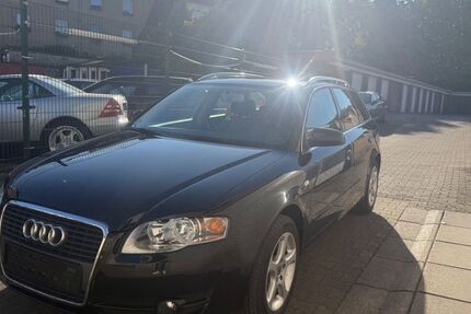Audi A4 144.000 km 4.750 &euro; Essen 45143