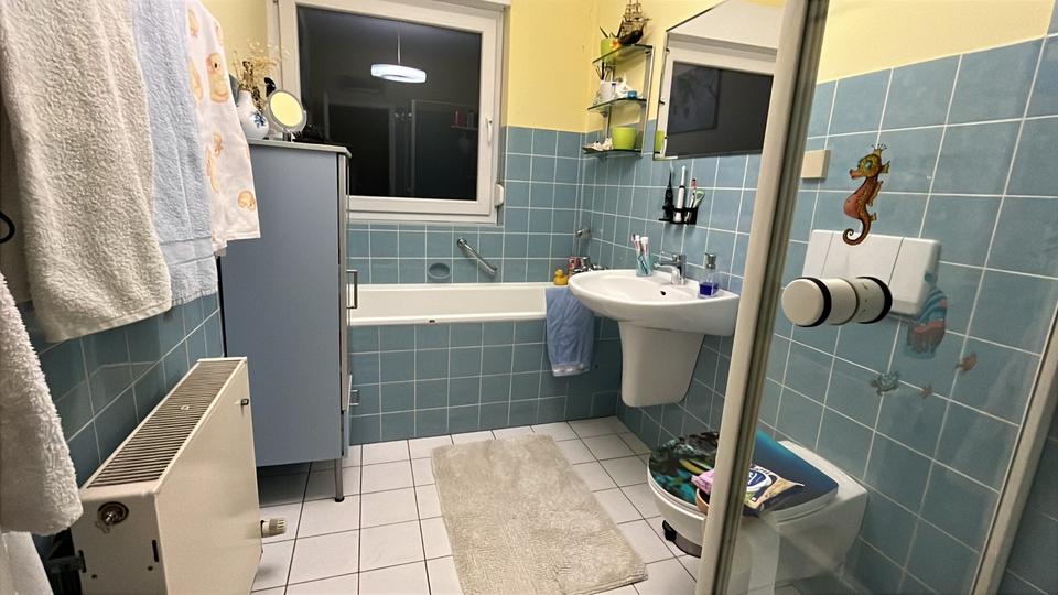 Reihenhaus Solingen Central - 4 Zimmer, 120 m&sup2;, 485.000&euro; | Angebot:27537396