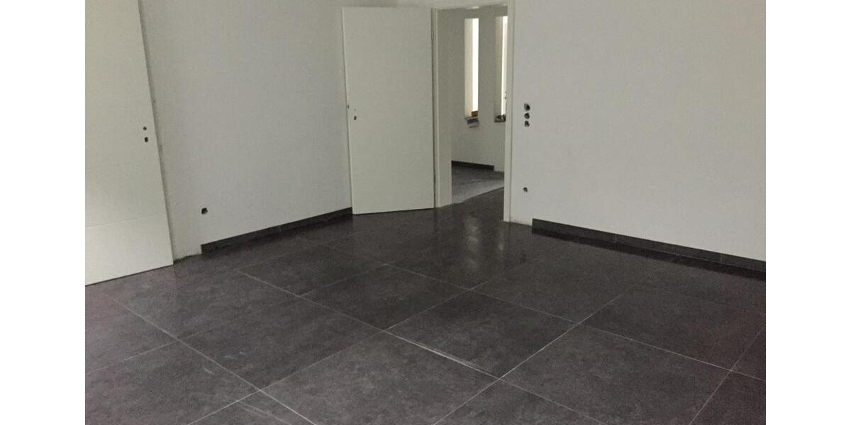Erdgeschoßwohnung Duisburg Rheinhausen - 4 Zimmer, 125 m&sup2;, 369.000&euro; | Angebot:26035849