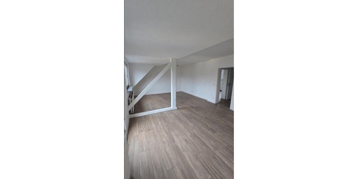 Dachgeschoßwohnung Gelsenkirchen Resse - 3.5 Zimmer, 80 m&sup2;, 640&euro; | Angebot:27565008