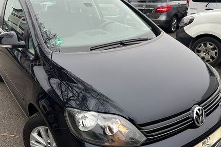 VW Golf 114.000 km 8.500 &euro; ESSEN 45326