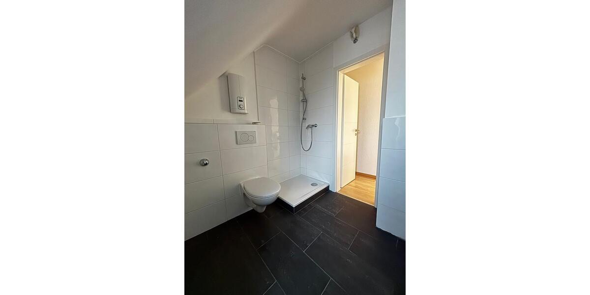 Etagenwohnung Duisburg Großenbaum - 3 Zimmer, 70 m&sup2;, 700&euro; | Angebot:25981091