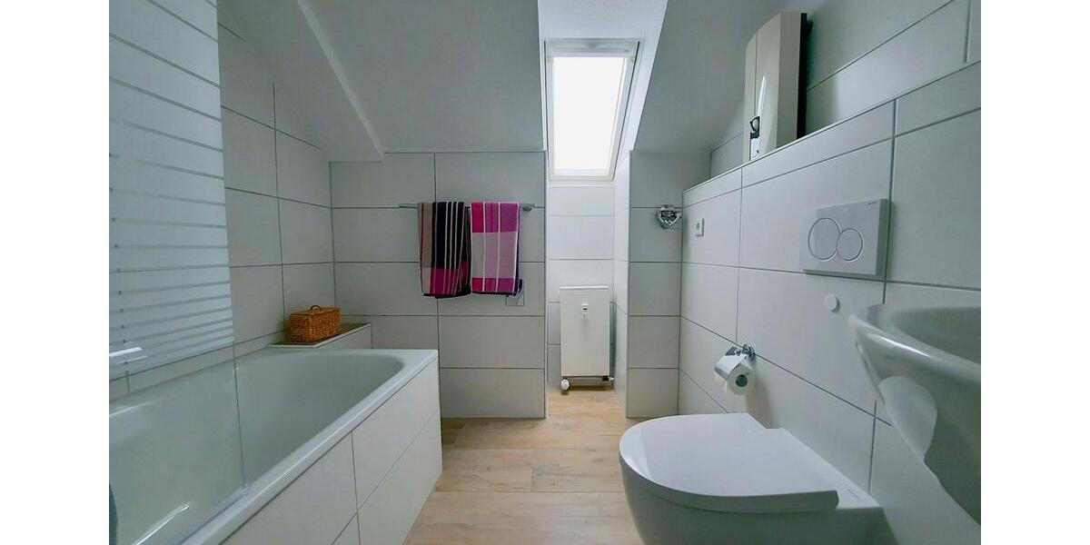 Etagenwohnung Solingen Burg - 3 Zimmer, 81 m&sup2;, 728&euro; | Angebot:27553994