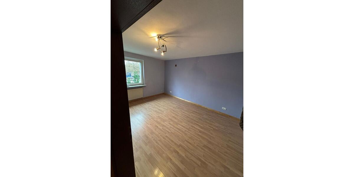 Etagenwohnung Essen Stadtbezirk IV - 2.5 Zimmer, 55 m&sup2;, 500&euro; | Angebot:25157144