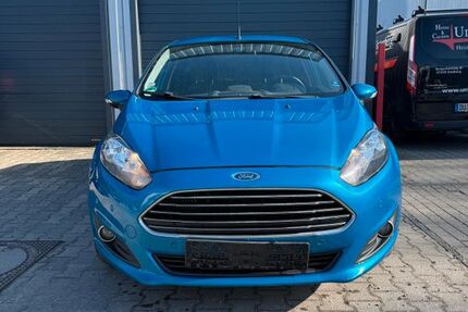 Ford Fiesta 204.000 km 2.999 &euro; Duisburg 47239