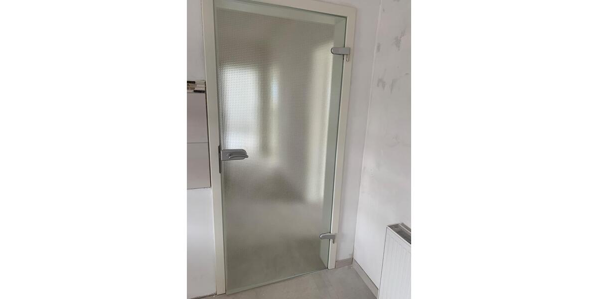 Hochparterre Solingen Mitte - 3 Zimmer, 80 m&sup2;, 750&euro; | Angebot:27536606