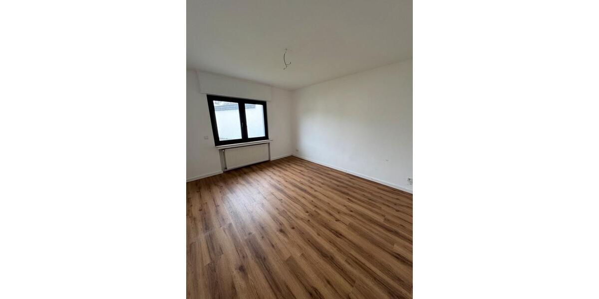 Bungalow Duisburg Essenberg - 3 Zimmer, 130 m&sup2;, 394.000&euro; | Angebot:26412300