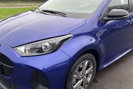Mazda 2 Hybrid 4.051 km 21.641 &euro; Neuss 41464